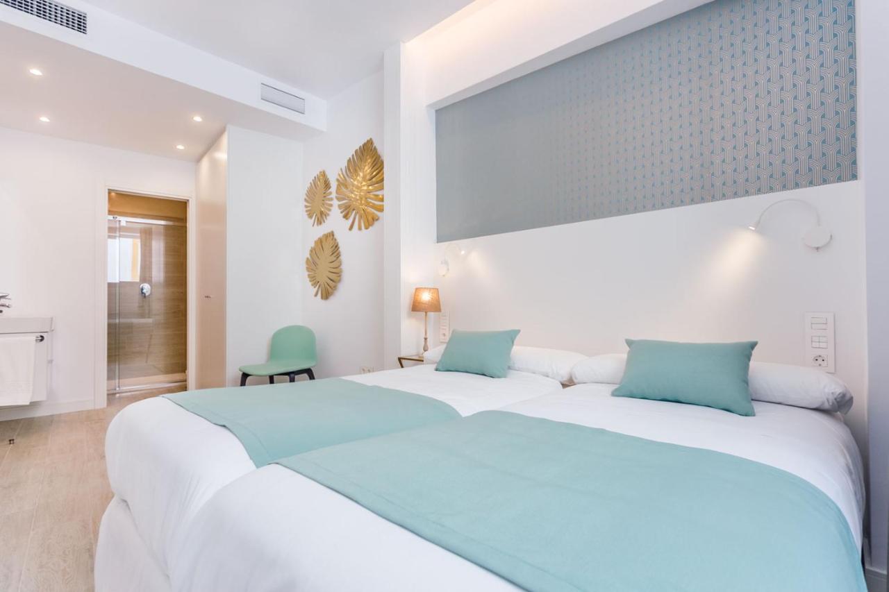 Espectacular Casa De 6 Dormitorios, 7 Banos Y 2 Terrazas Vakantiehuis